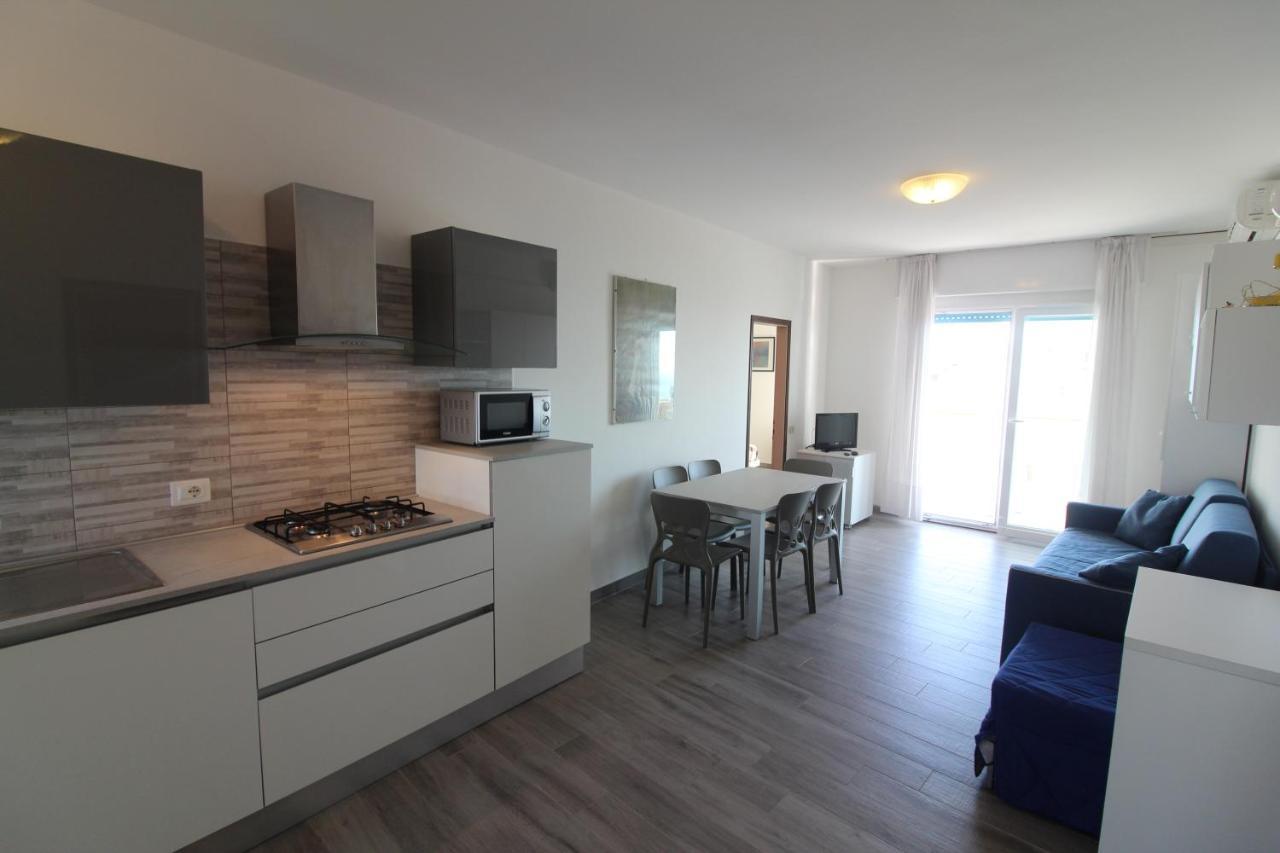 Appartamenti Puerto Do Sol Lignano Sabbiadoro Extérieur photo