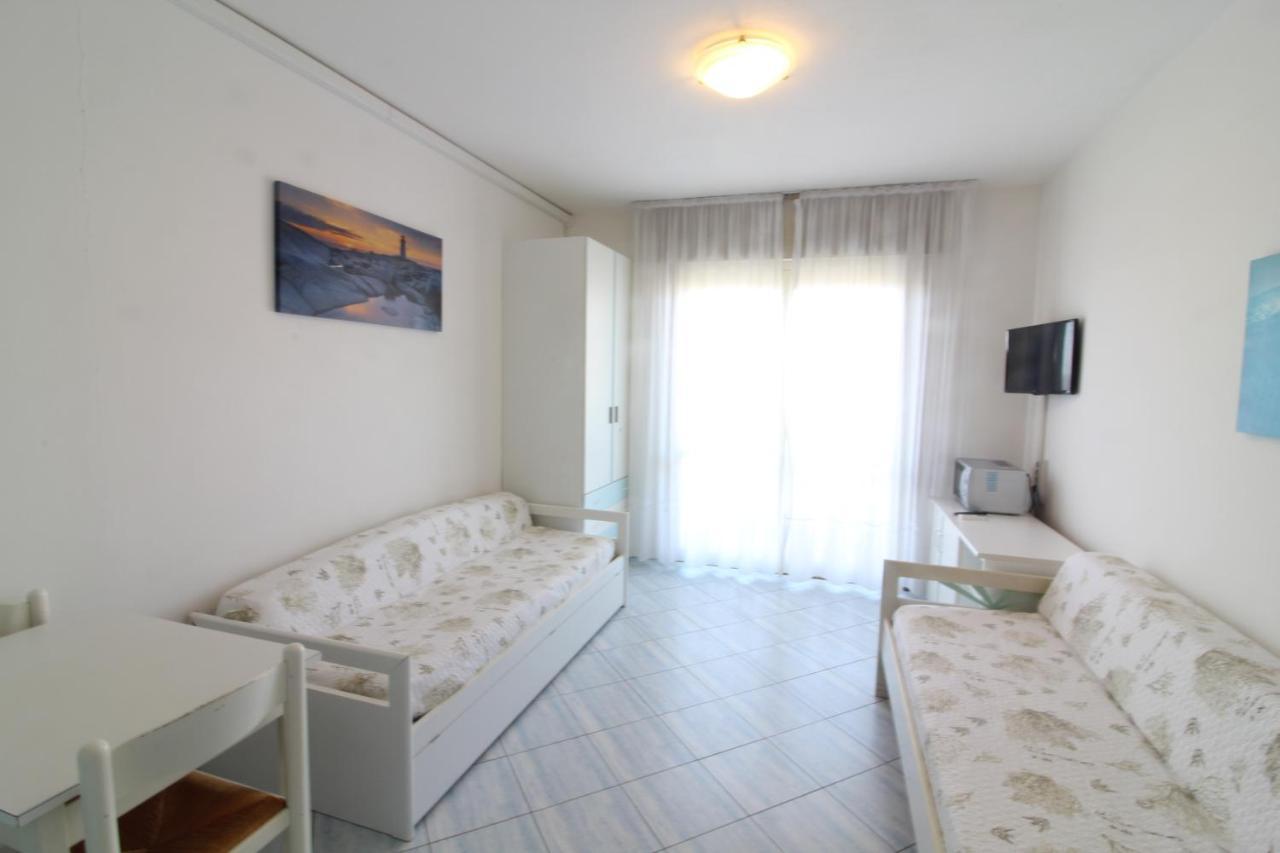 Appartamenti Puerto Do Sol Lignano Sabbiadoro Extérieur photo