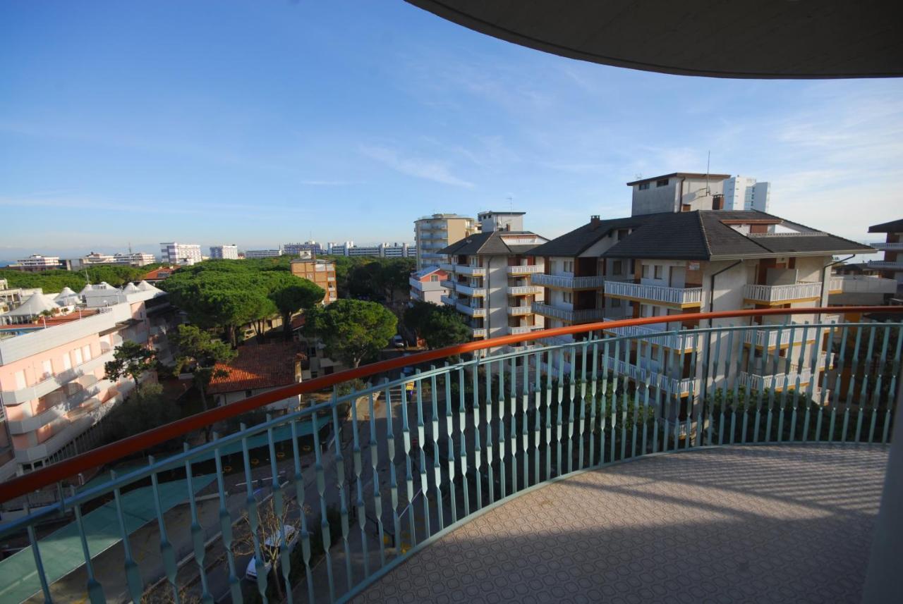 Appartamenti Puerto Do Sol Lignano Sabbiadoro Extérieur photo